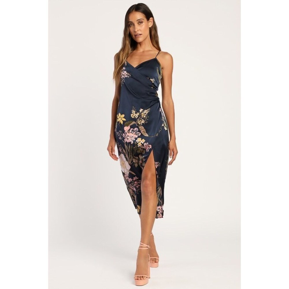 Lulus Remarkable Entrance Navy Blue Floral Print Satin Midi Dress - Size L